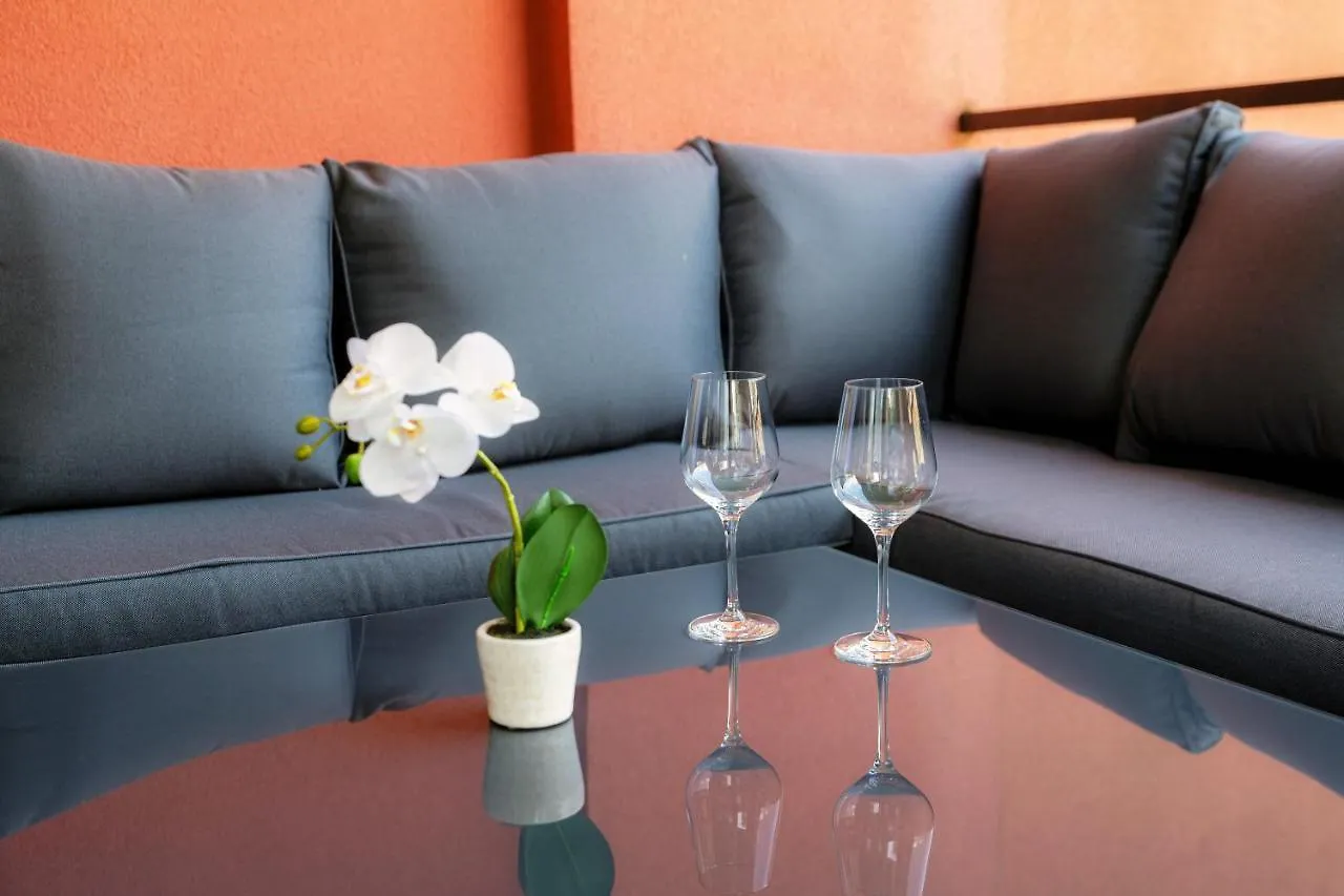 Apartment Florissa - By Myhomeincomo Blevio